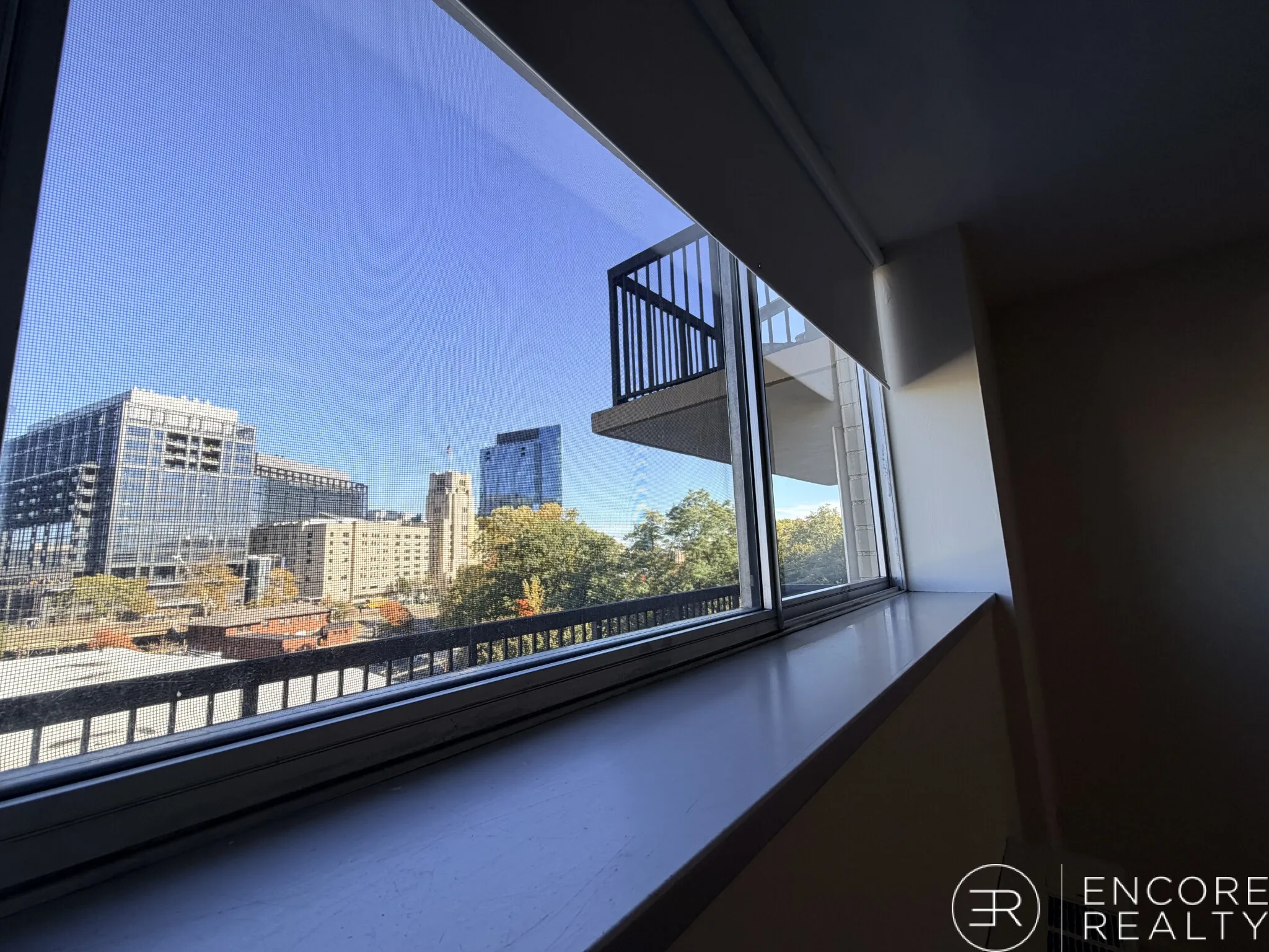 101 Monmouth Ct, Longwood