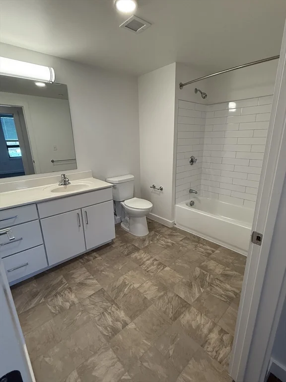 466 River St, Mattapan