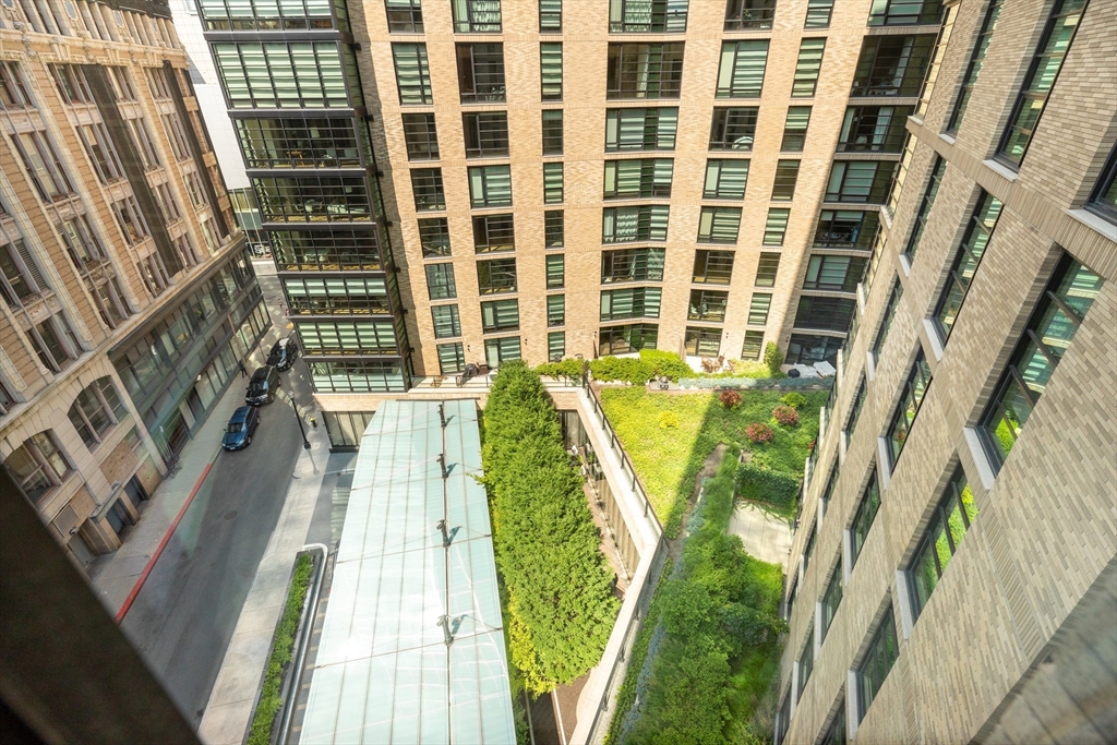 580 Washington St, Midtown