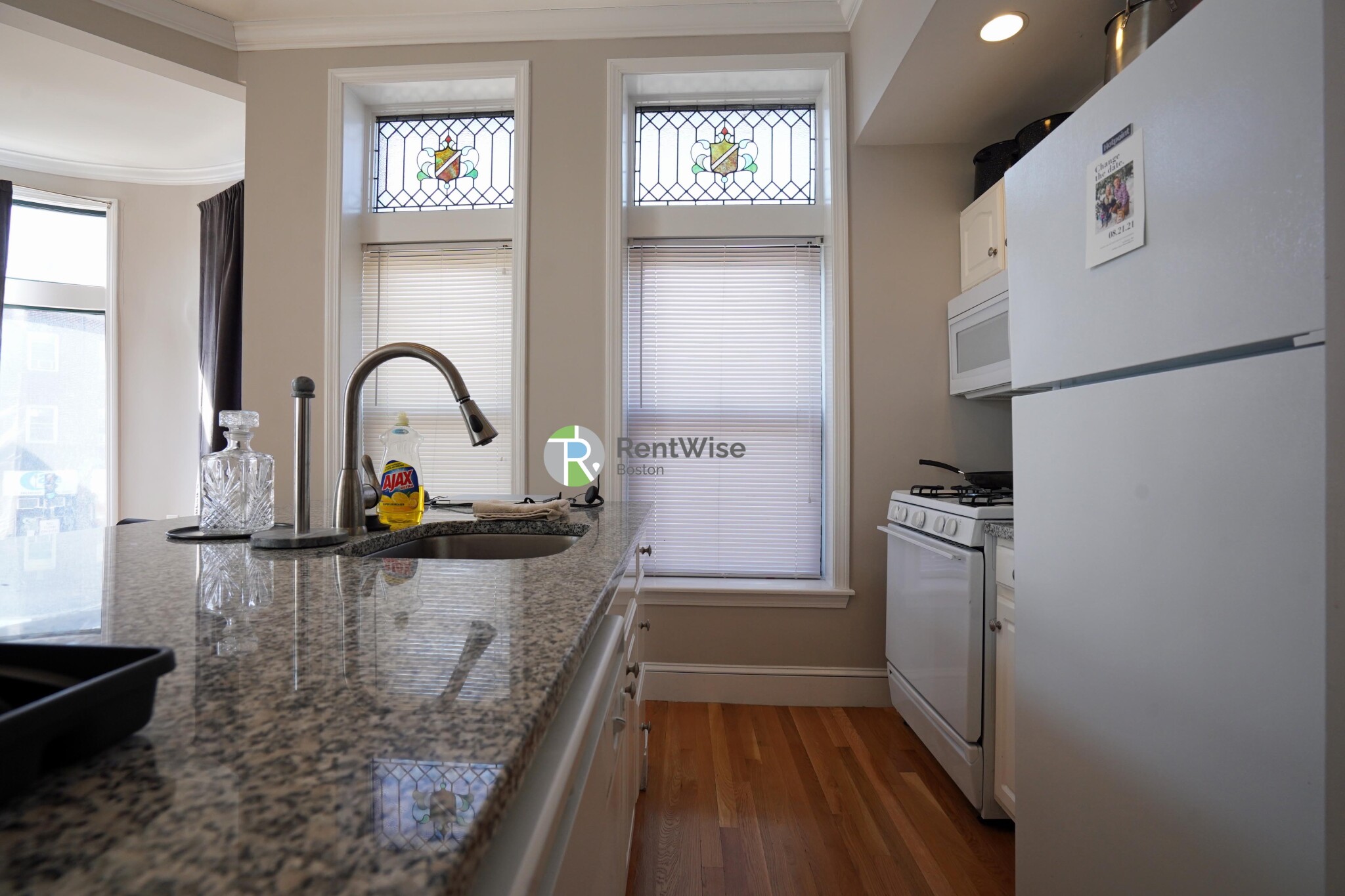 365 Washington St, Brighton