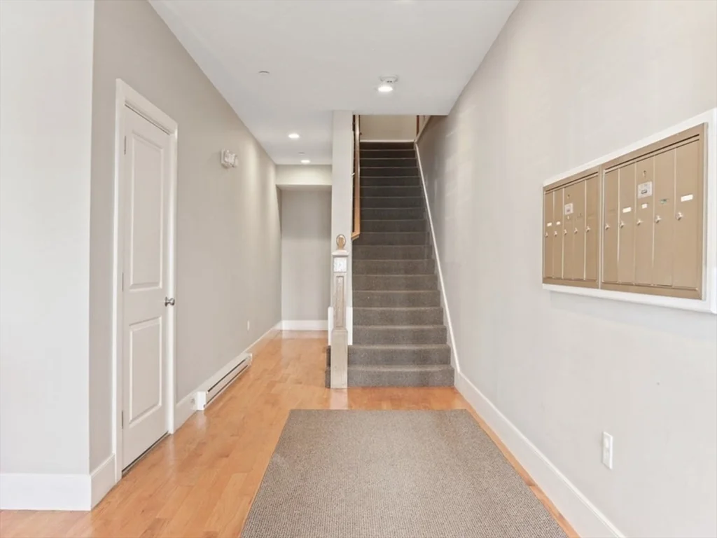 525 E 7th St, South Boston