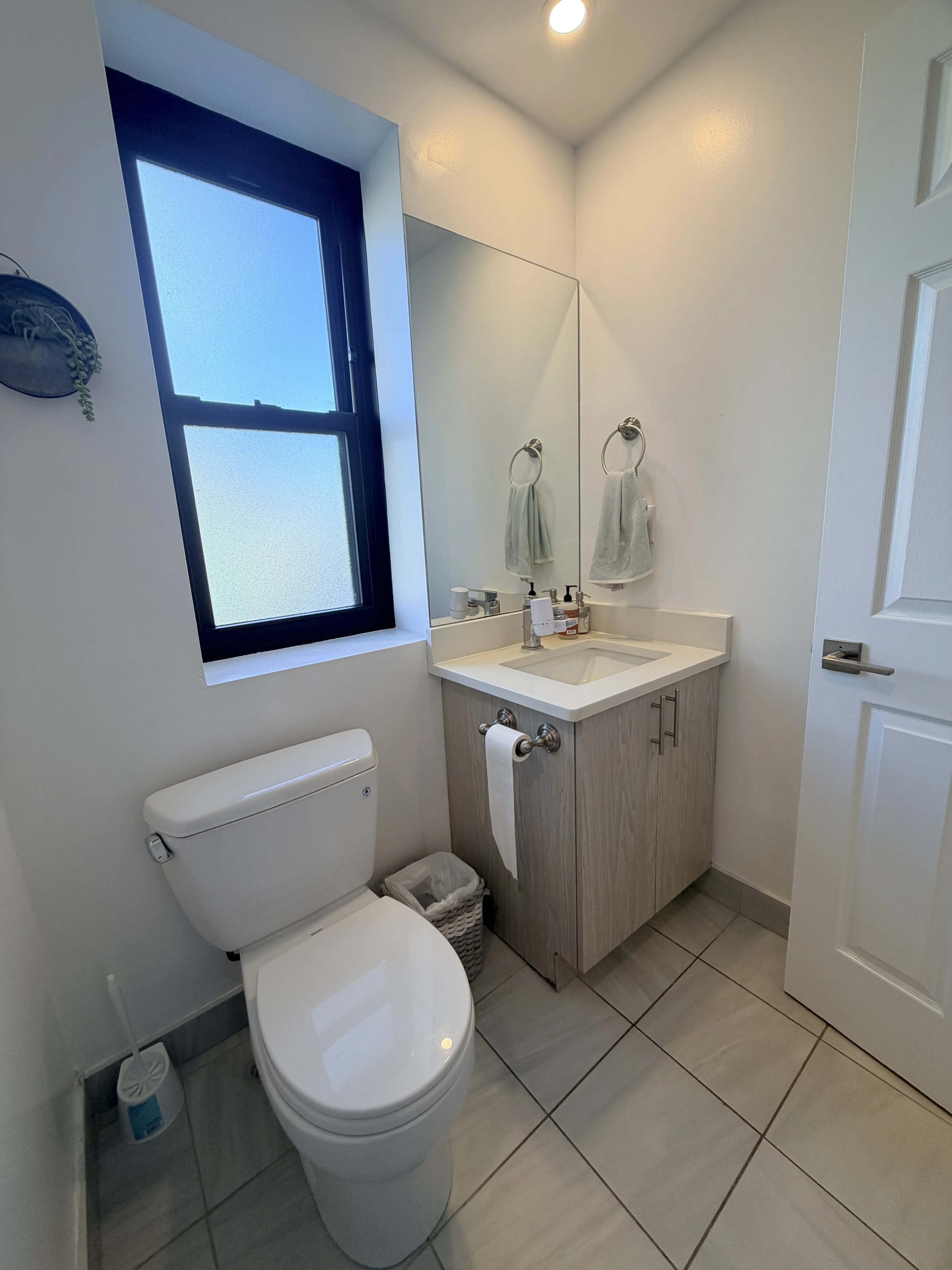 829 Beacon St, Fenway