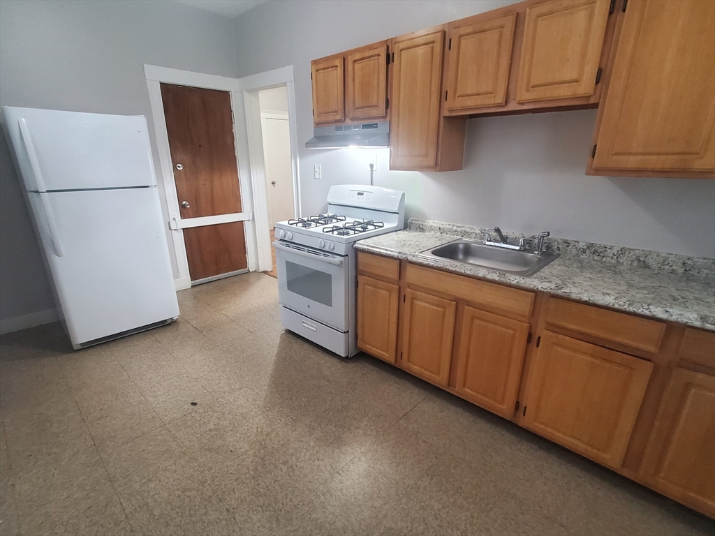 72 Walnut Park, Roxbury