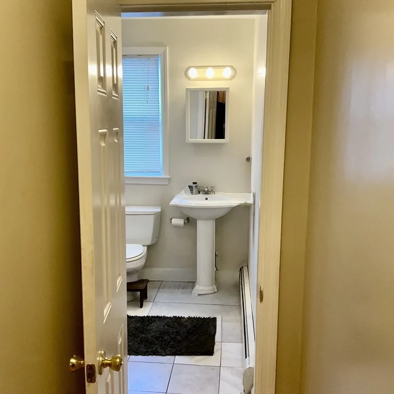 389 Bunker Hill St, Charlestown