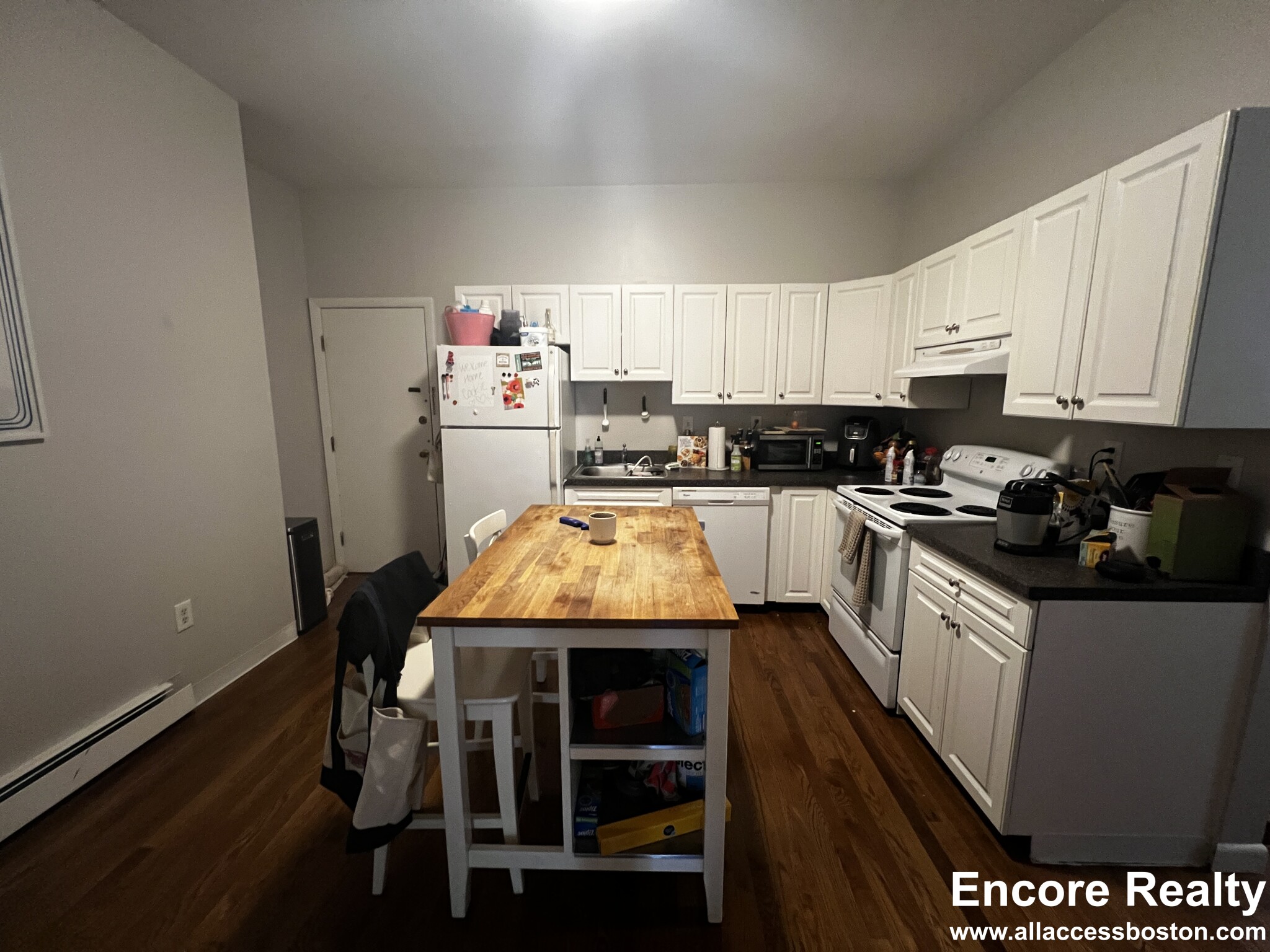 15 Stearns Rd, Coolidge Corner