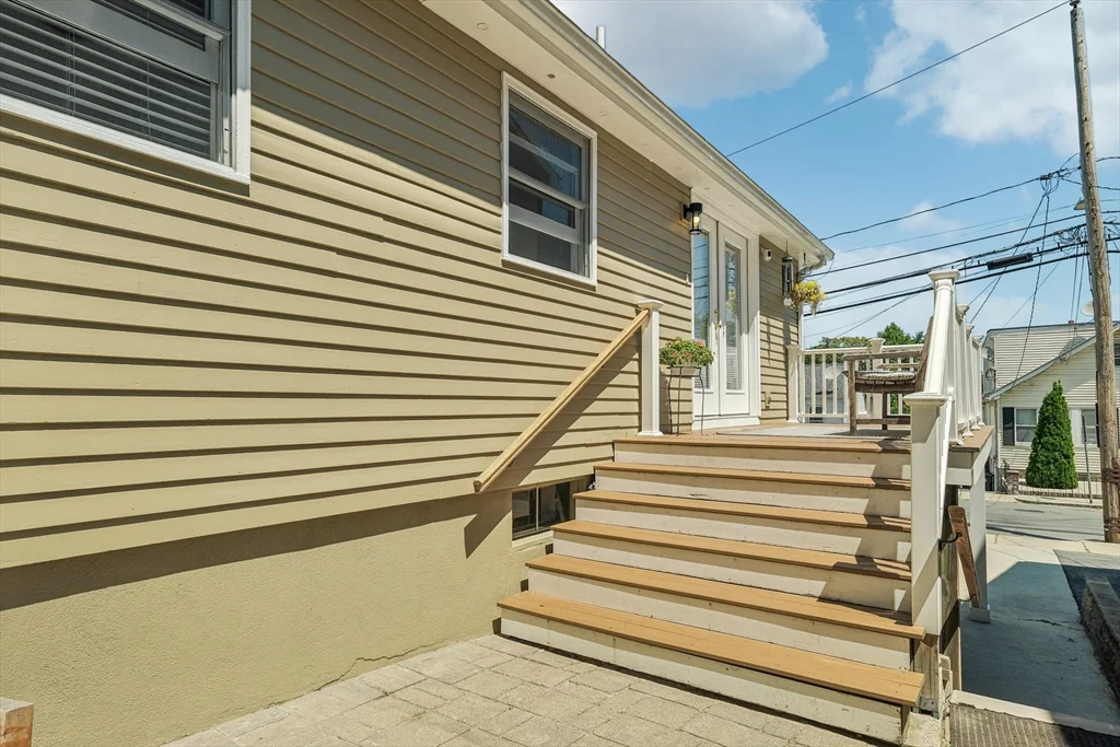 35 Springvale Ave, Chelsea