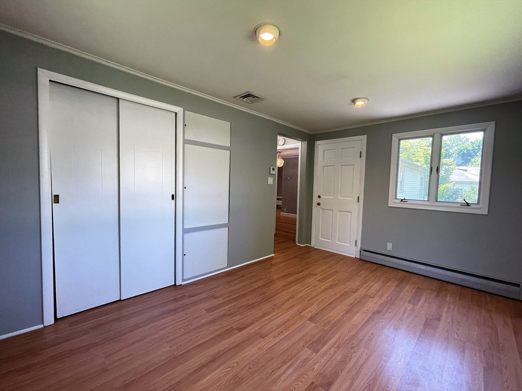 136 Truman, Newton