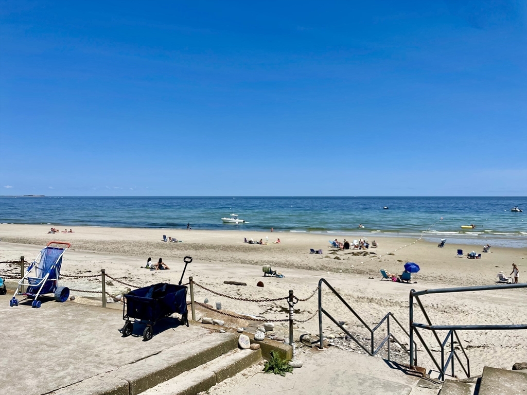 28 Cochituate Rd, Priscilla Beach