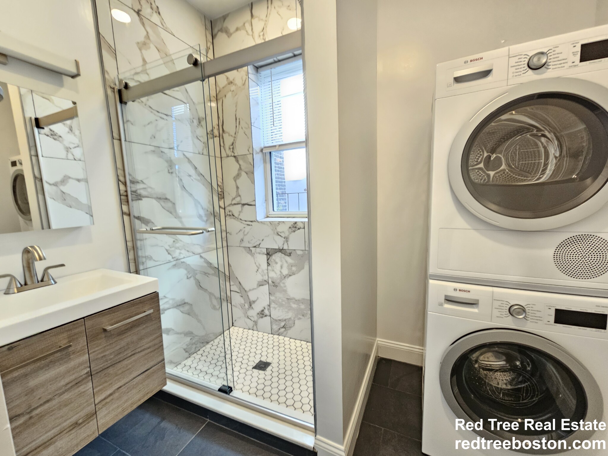 124 Peterborough St, Fenway