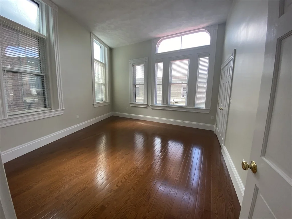 9 Mount Vernon St, Winchester