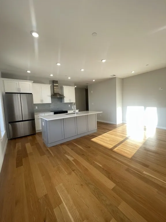 267 Old Colony Ave, South Boston