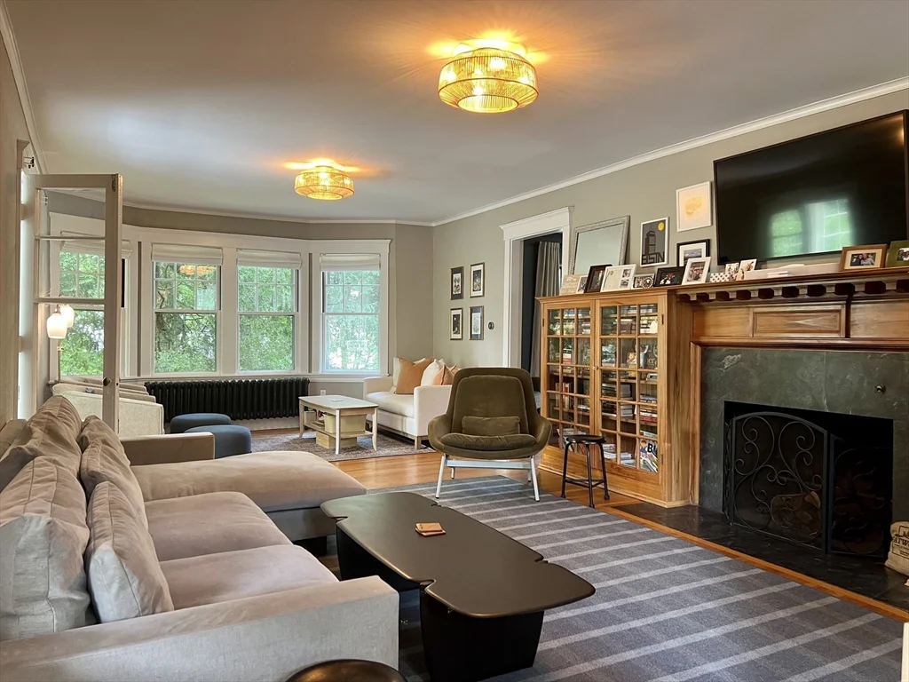 211 Forest St, Winchester