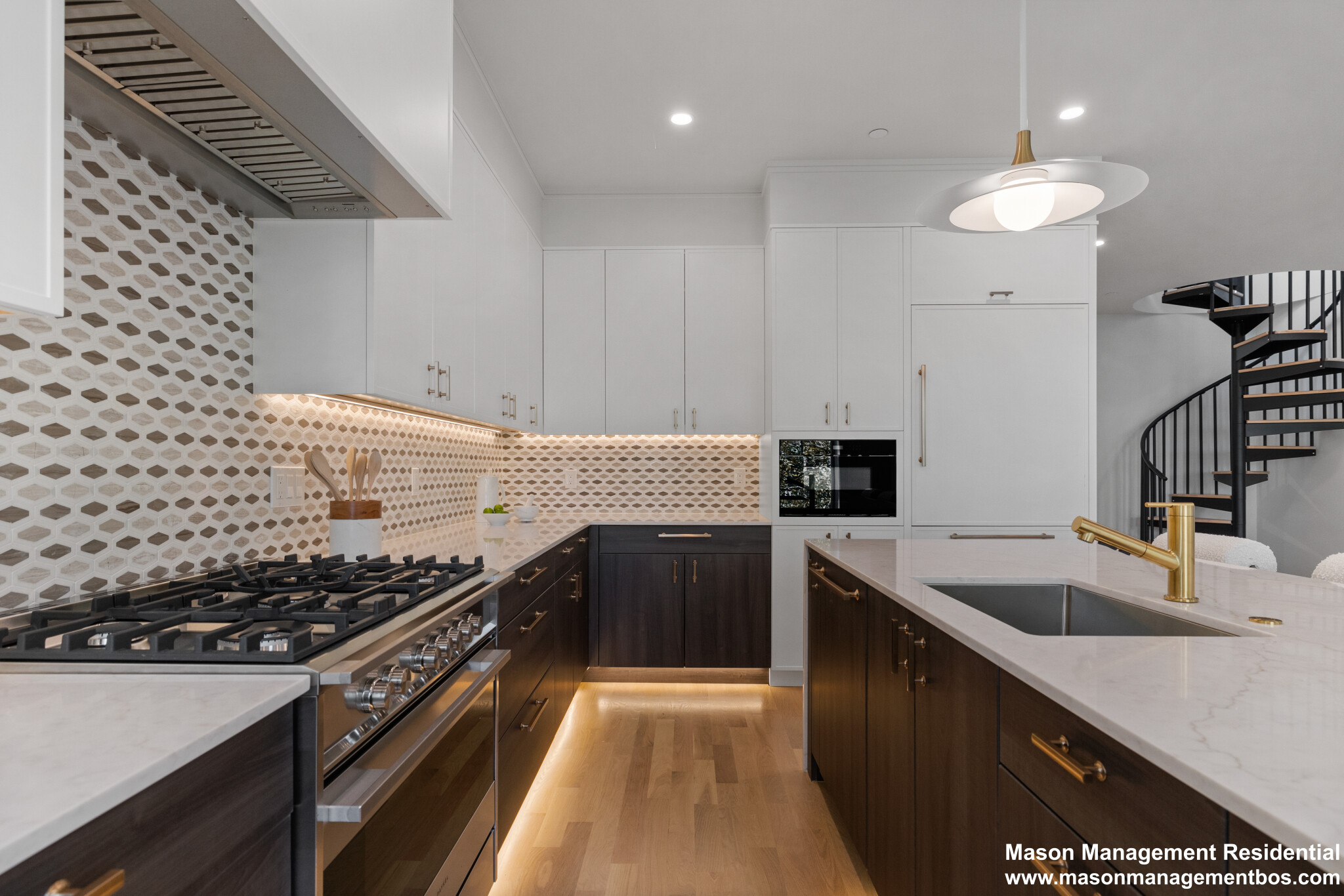 6 Claflin Rd, Aspinwall Hill