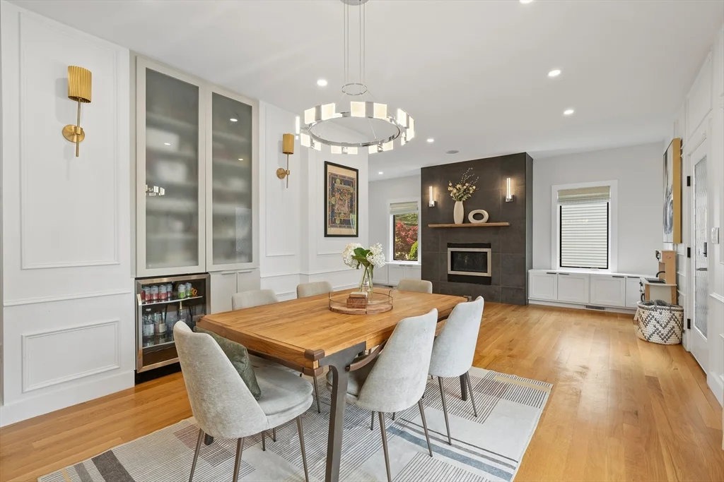 65 Lancaster Rd, Arlington
