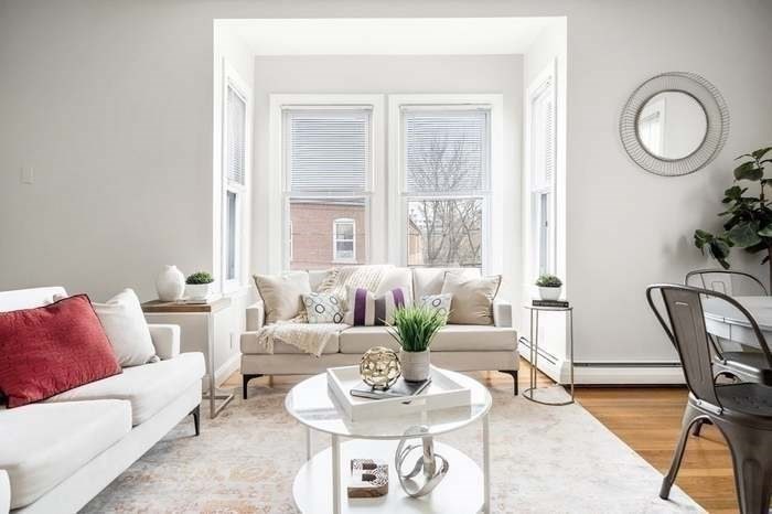 19 Chestnut, Jamaica Plain