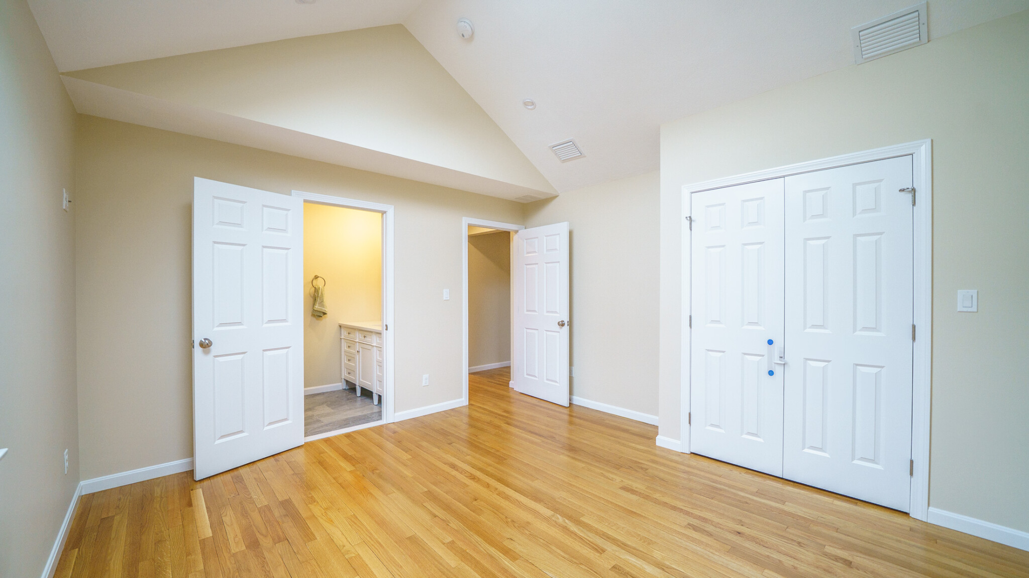 298 Adams St, Nonantum