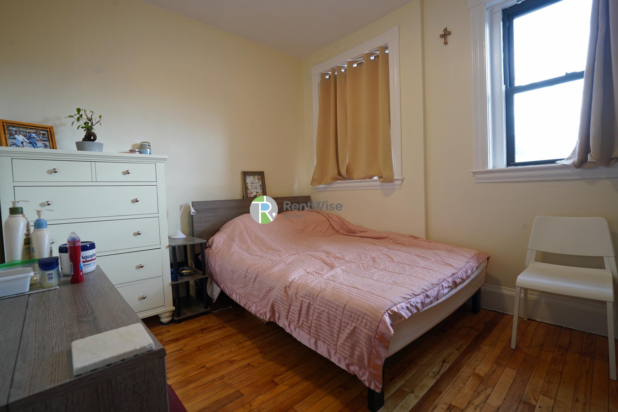 1212 Commonwealth Ave, Brighton