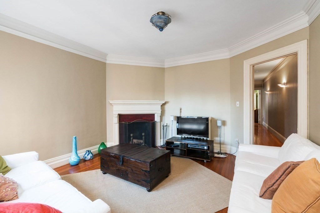 37 Lee St Furnished, Harvard Square