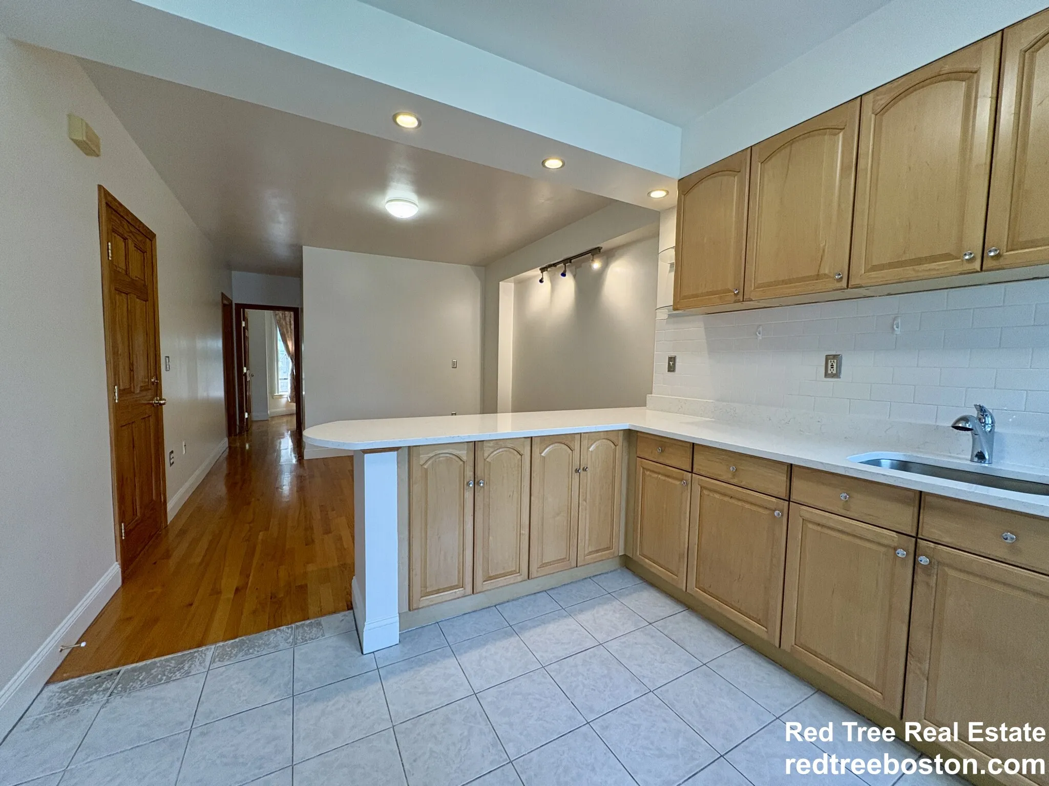 49 Dwight St, South End