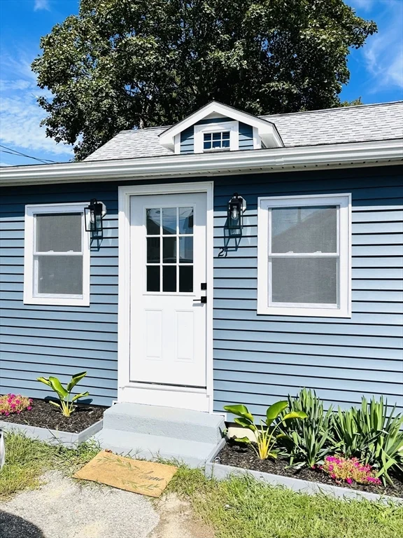 21 Hillside Ave, Swansea