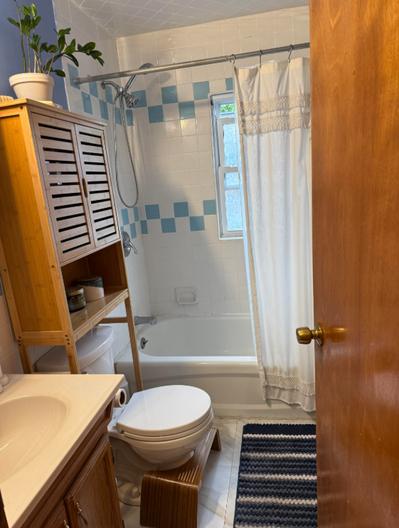 153 Cherry St, The Port