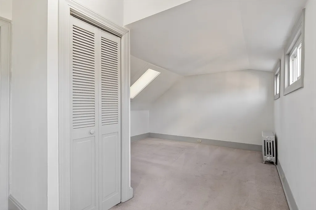 20 Old Lowell Rd, Westford