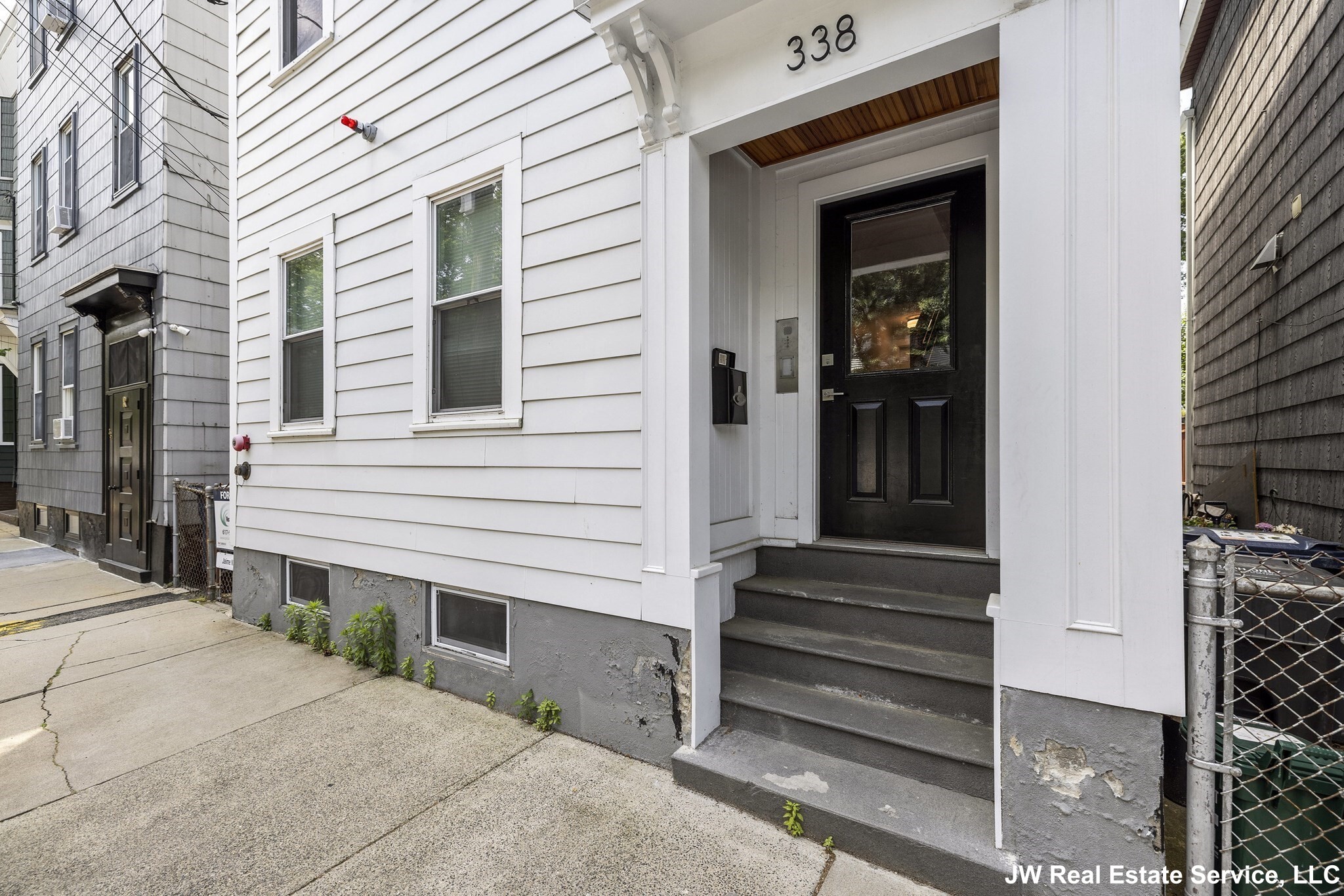 338 Hurley St, East Cambridge