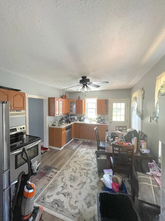 81 Walnut St, West Bridgewater