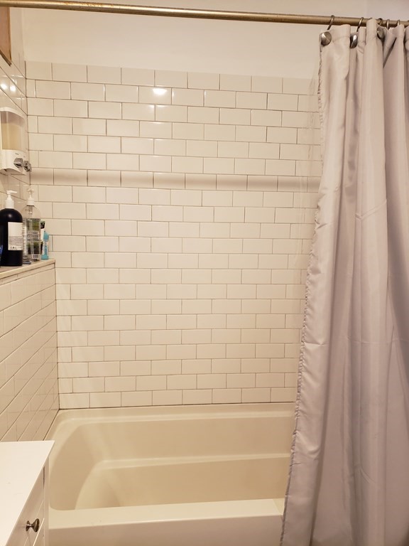1 bed, 1 bath apartment for rent at 10 Williams St Unit 24, Roxbury — photo 15 of 26