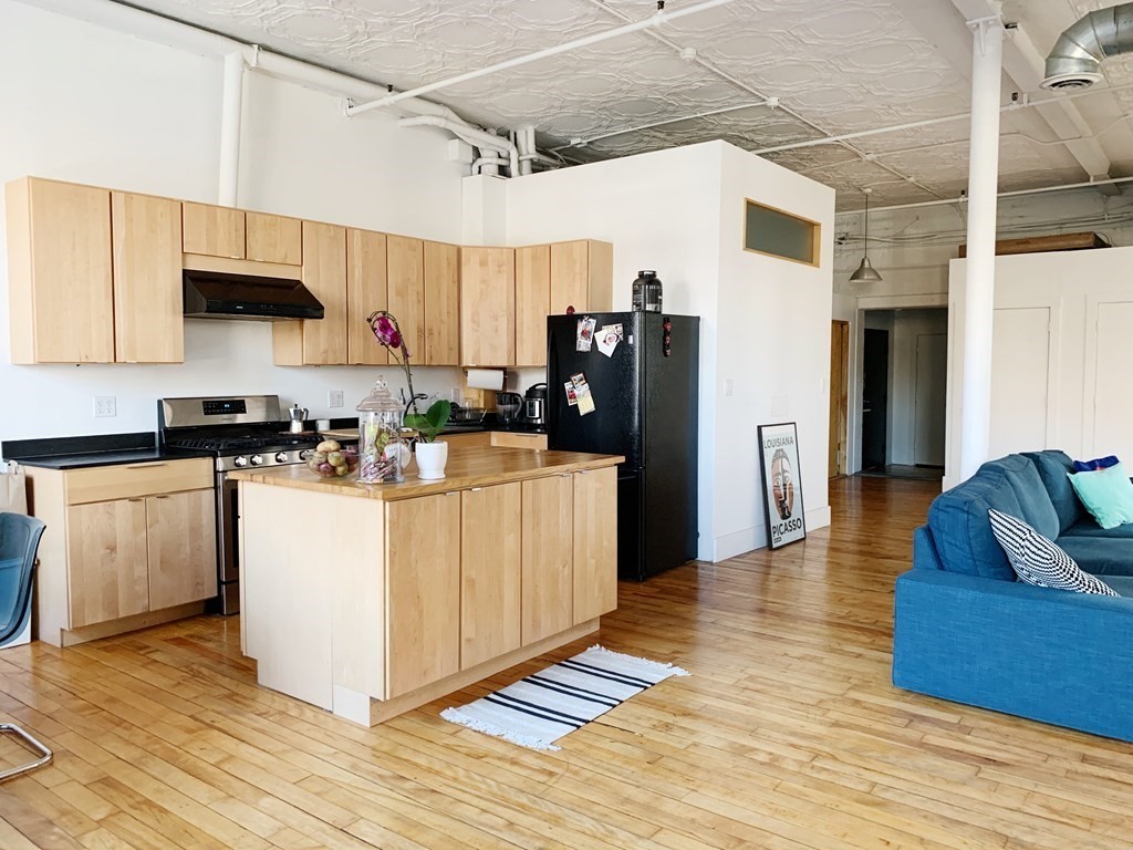 1 bed, 1 bath apartment for rent at 10 Williams St Unit 24, Roxbury — photo 6 of 26
