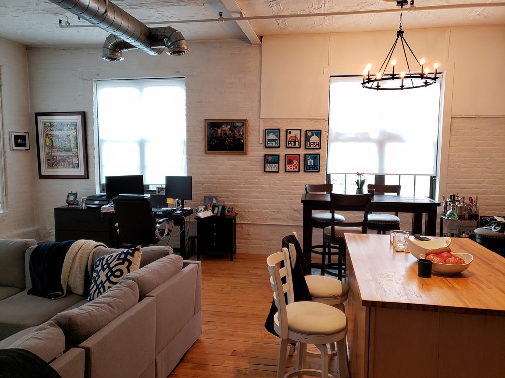 1 bed, 1 bath apartment for rent at 10 Williams St Unit 24, Roxbury