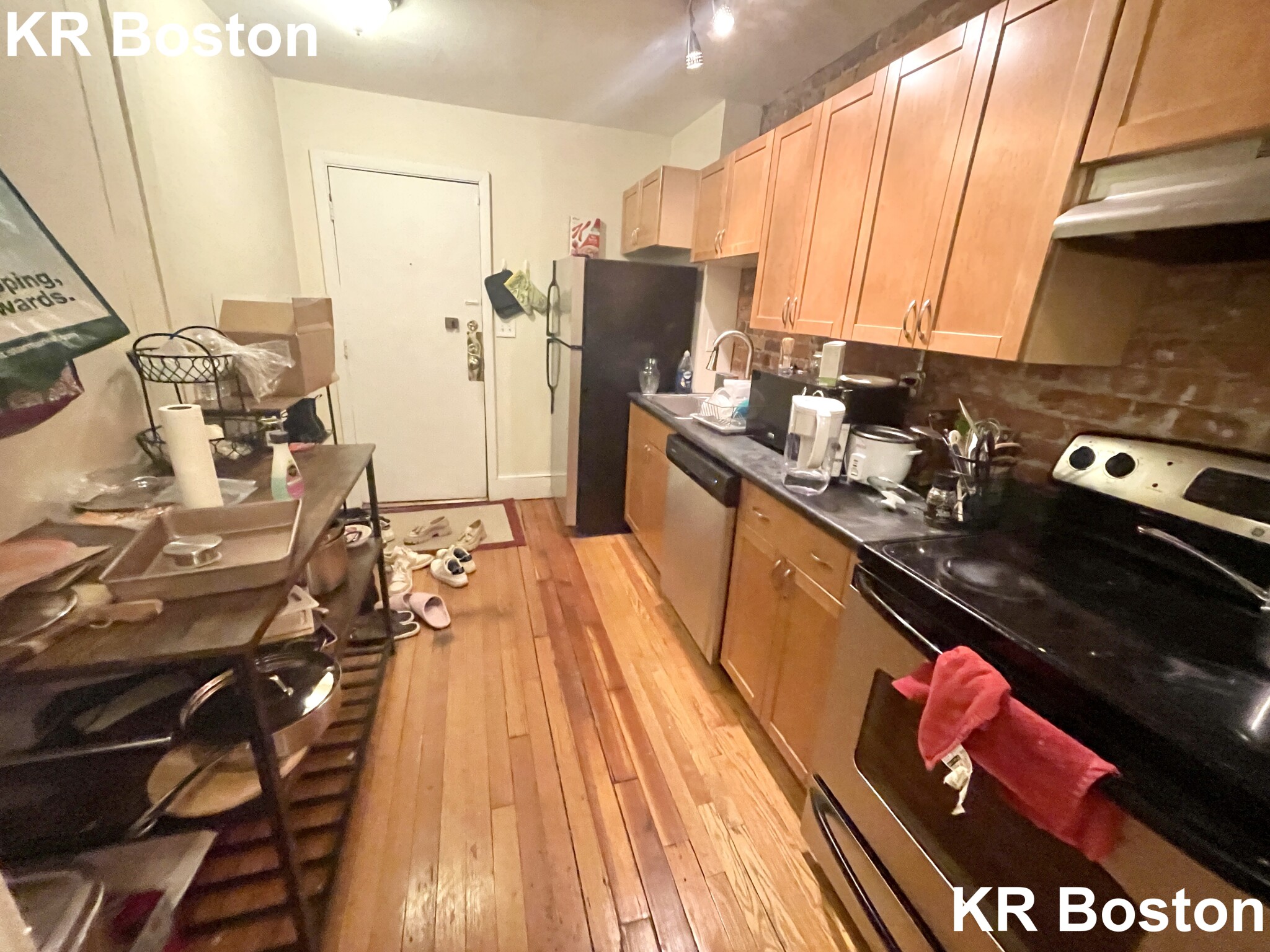 2 bed, 1 bath apartment for rent at 11 Aberdeen St Unit 2A, Fenway — photo 2 of 3