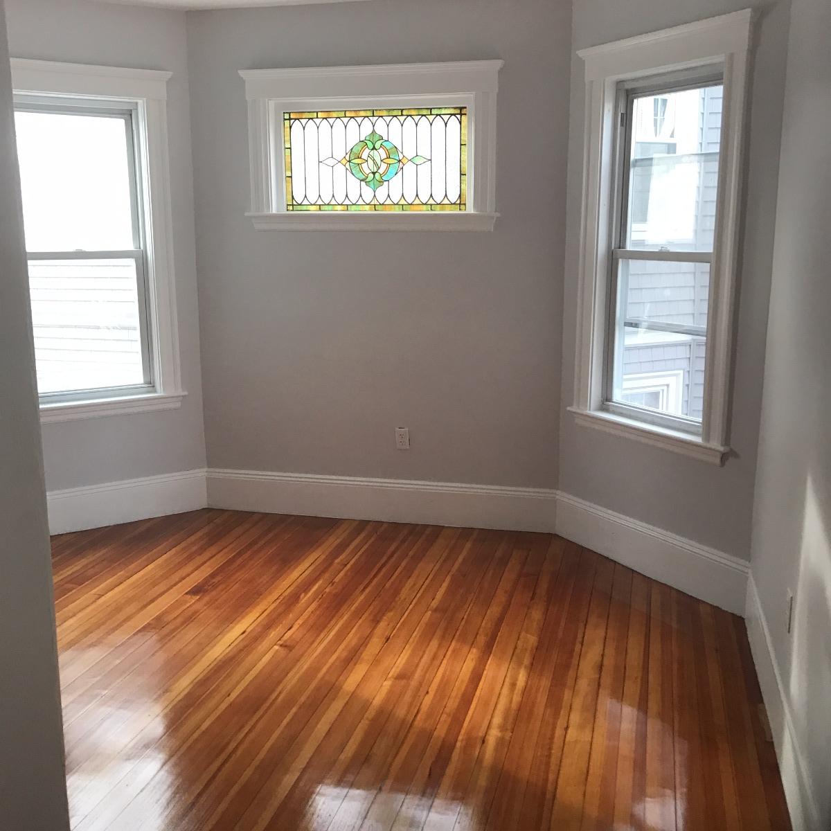 4 bed, 2 bath apartment for rent at 11 Atkins St Unit 2A, Oak Square — photo 5 of 9