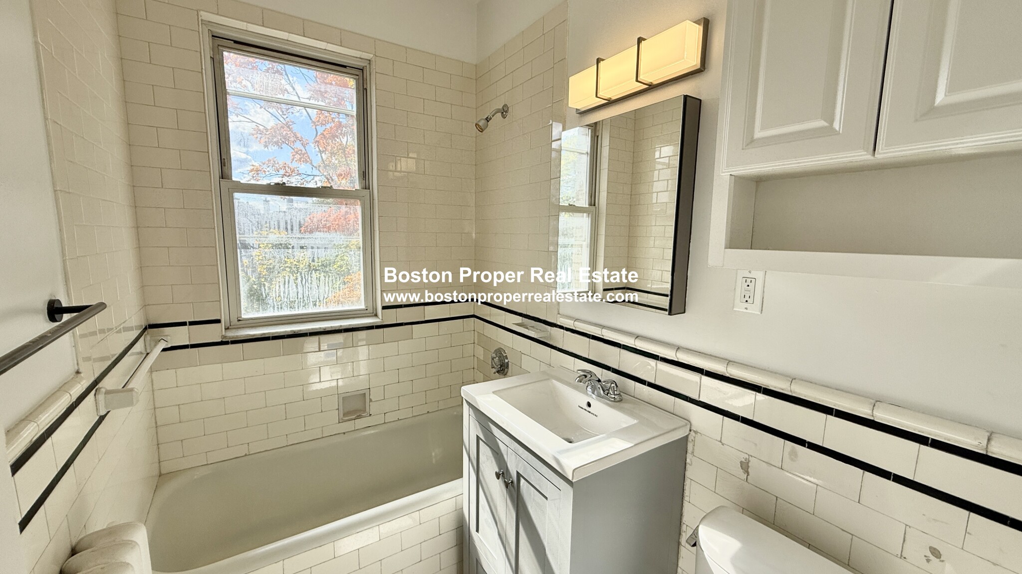 11 Melvin Ave, Brighton