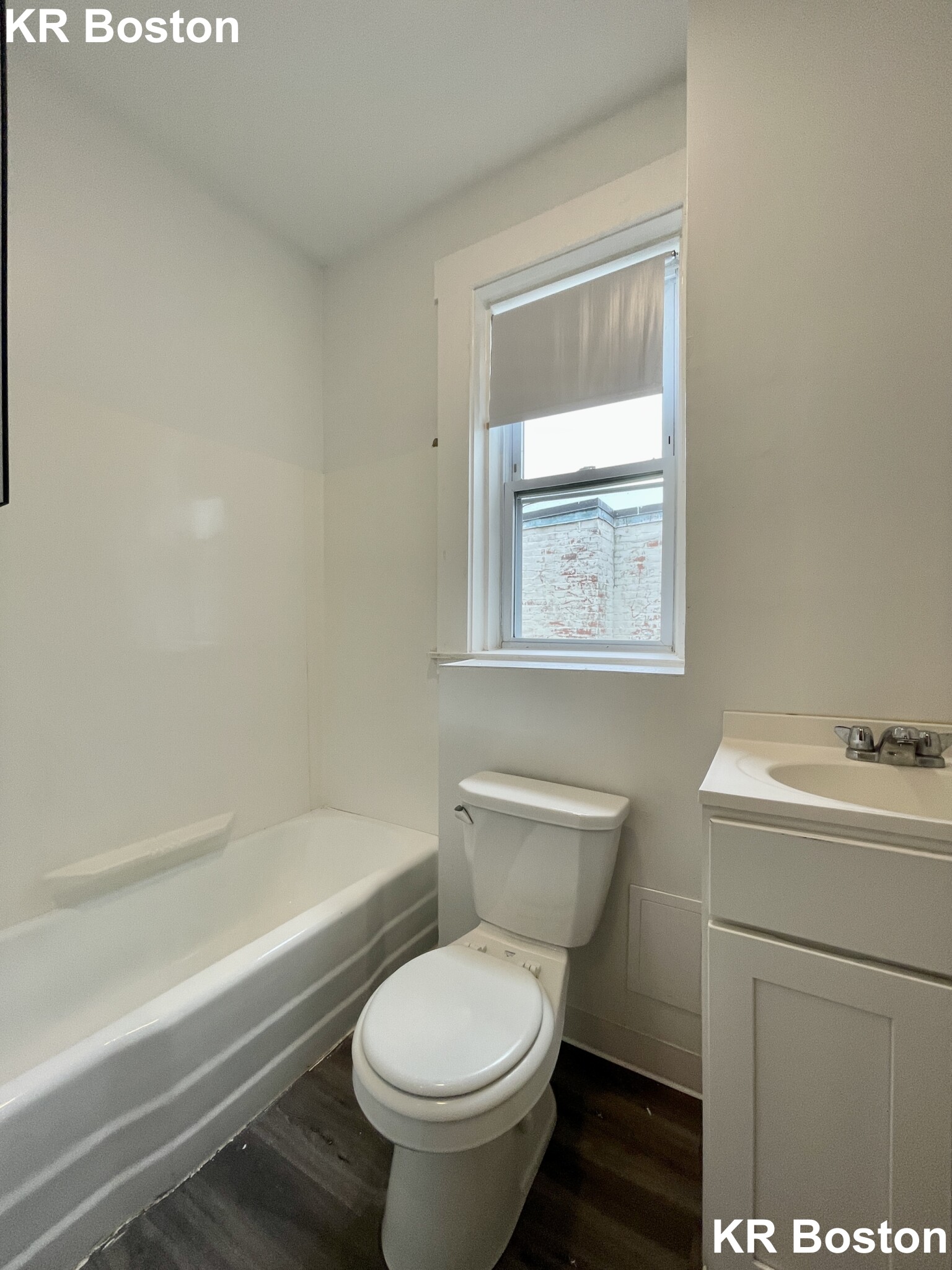 3 split bed, 1 bath apartment for rent at 11 Mount Hood Rd Unit 5., Brighton — photo 3 of 3