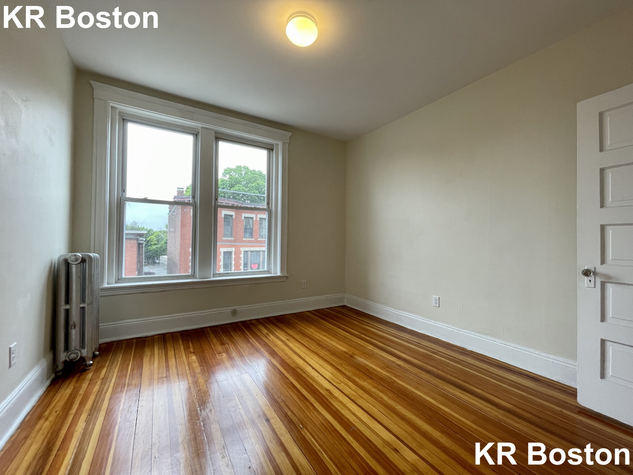 3 split bed, 1 bath apartment for rent at 11 Mount Hood Rd Unit 005, Brighton — photo 5 of 6