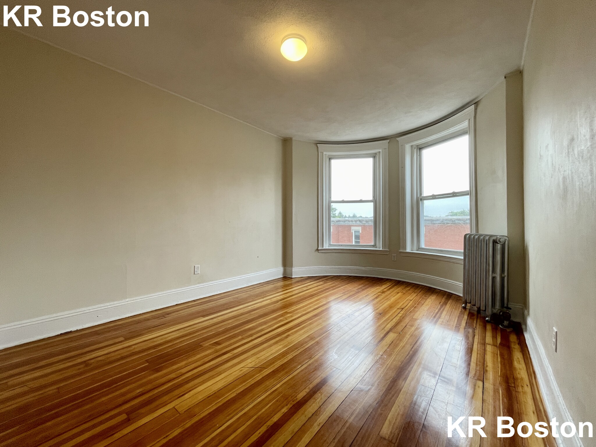 3 split bed, 1 bath apartment for rent at 11 Mount Hood Rd Unit 005, Brighton — photo 6 of 6