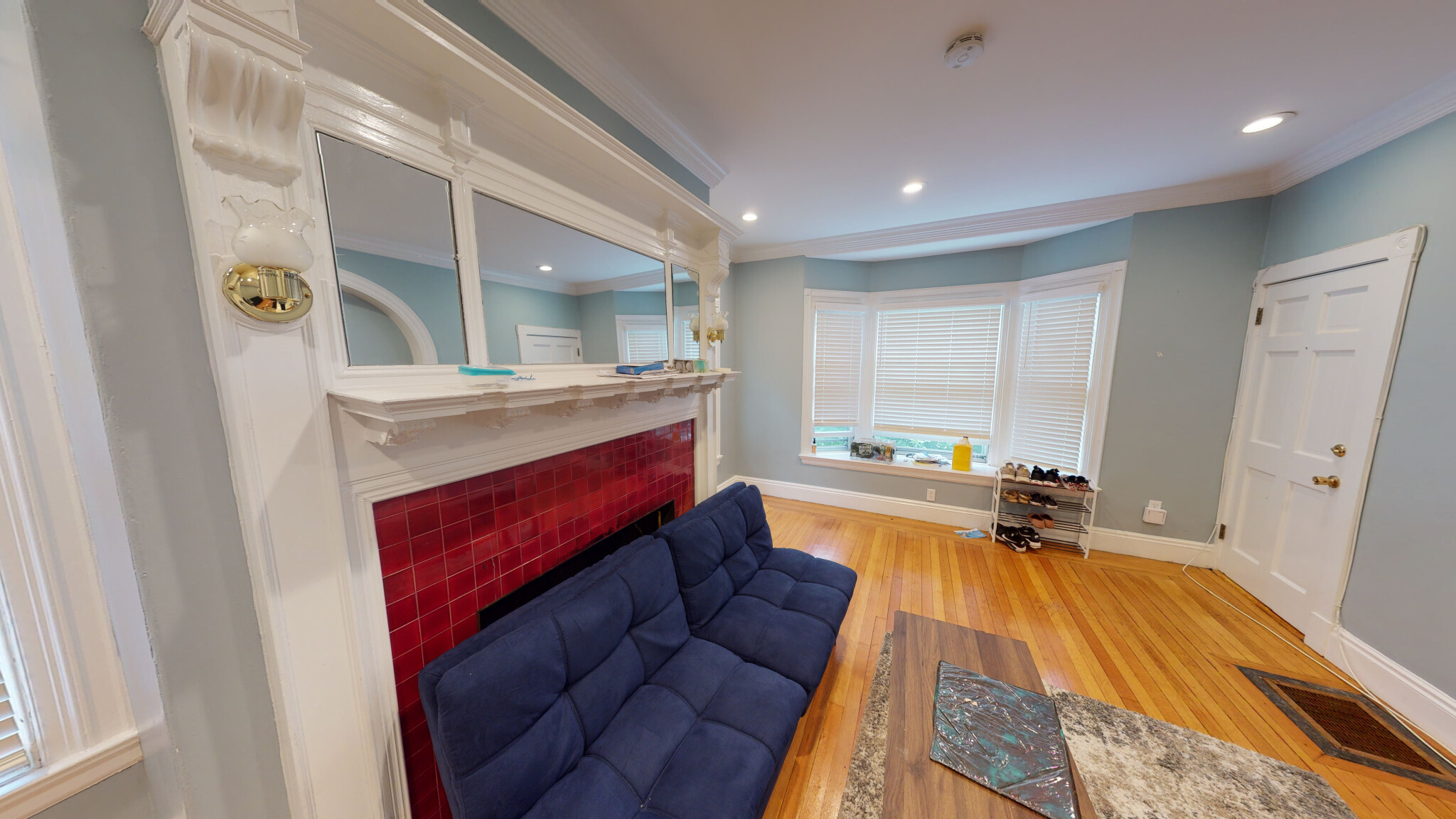 3 bed, 1 bath apartment for rent at 11 Orkney Rd Unit 3, Brighton — photo 5 of 5