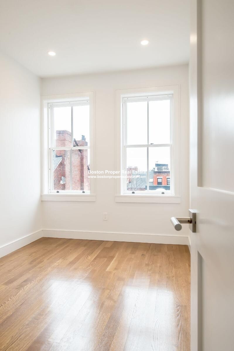 2 bed, 2 bath apartment for rent at 11 Temple St Unit 7, Beacon Hill — photo 16 of 20
