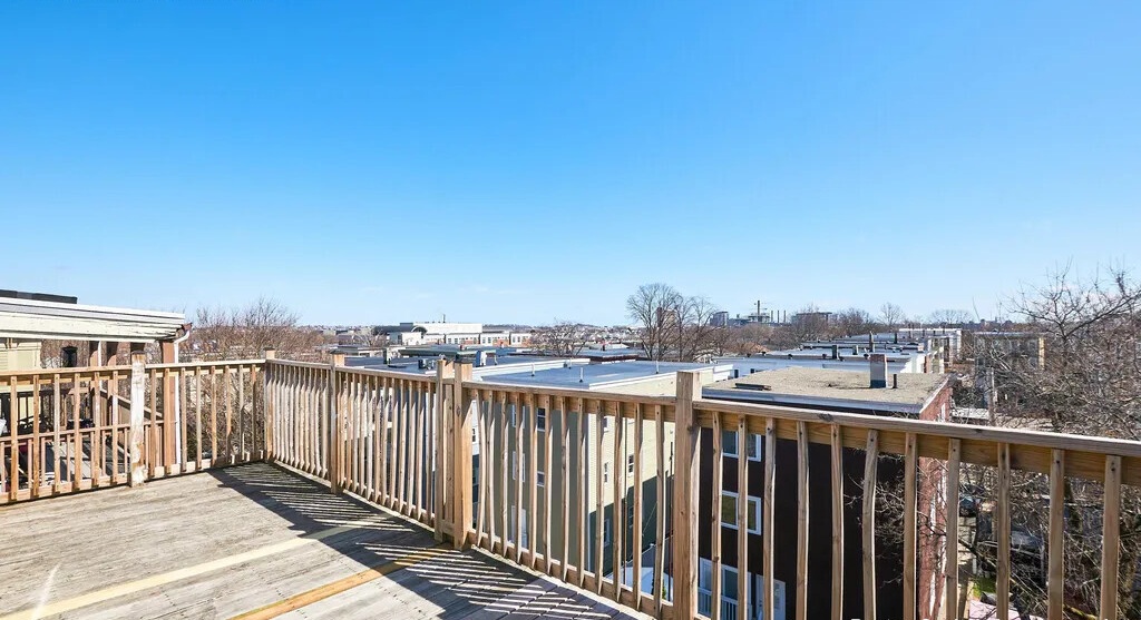 25 Moreland St, Winter Hill