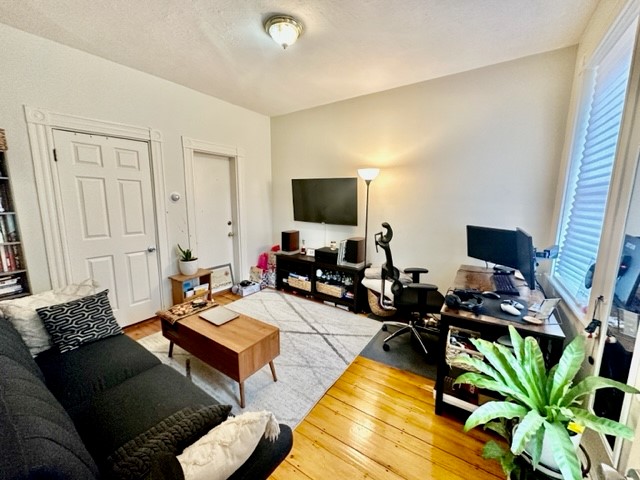 1 bed, 1 bath apartment for rent at 37 Tileston Unit 5, North End — photo 11 of 14