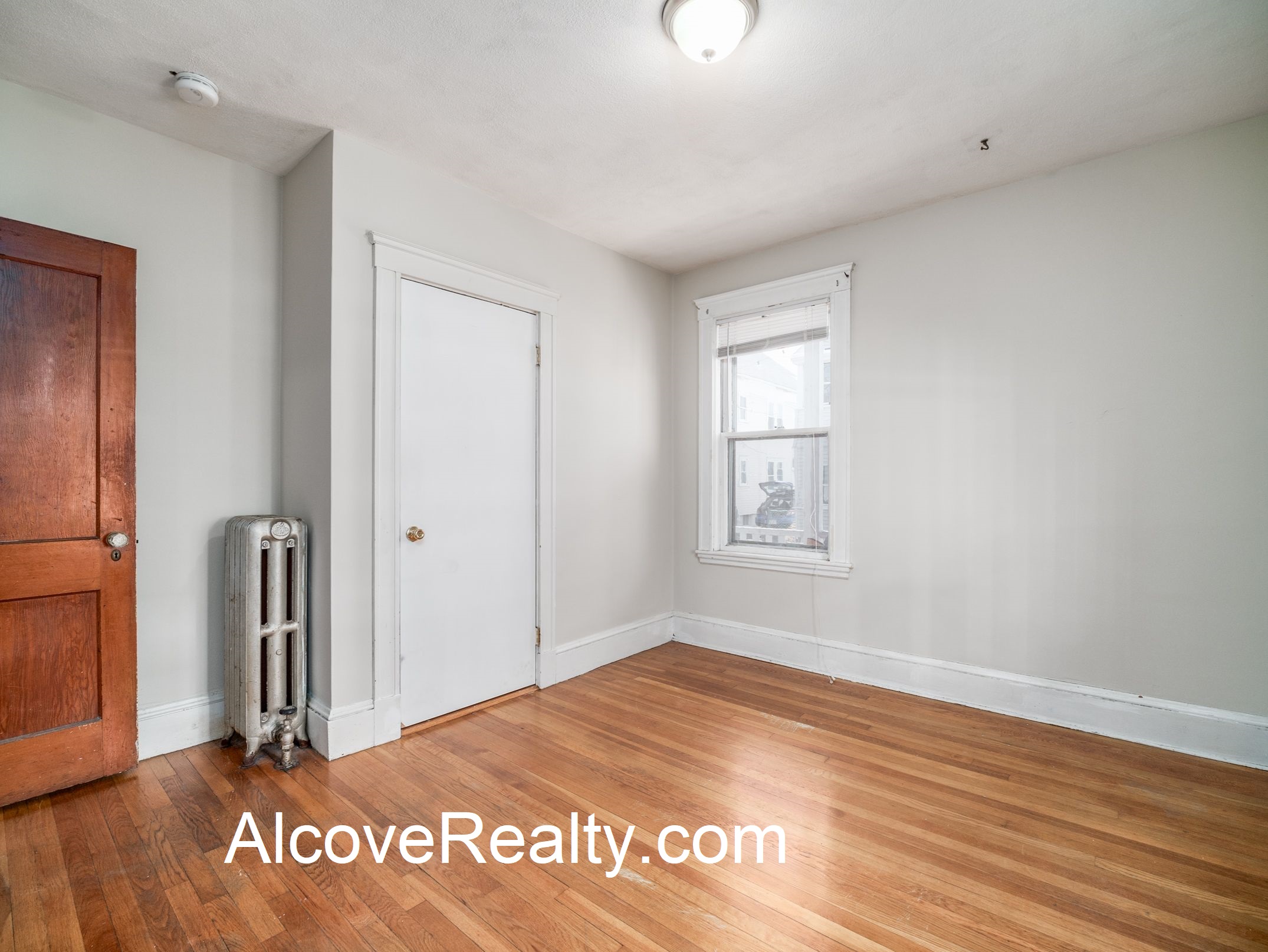 3 bed, 1 bath apartment for rent at 62 Upland Rd Unit 3, Teele Square — photo 11 of 12