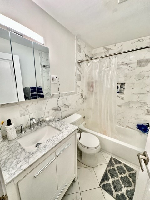 2 bed, 1 bath apartment for rent at 109 Fulton St Unit 1, North End — photo 11 of 17