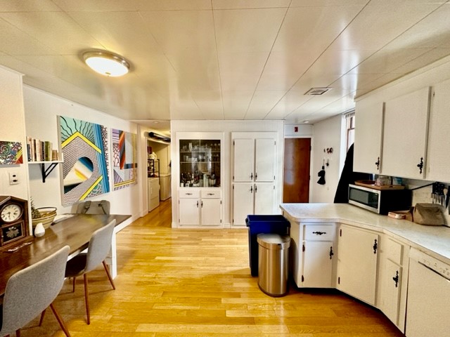 3 bed, 1.5 bath apartment for rent at 1 Noyes Pl Unit 5, North End — photo 11 of 27