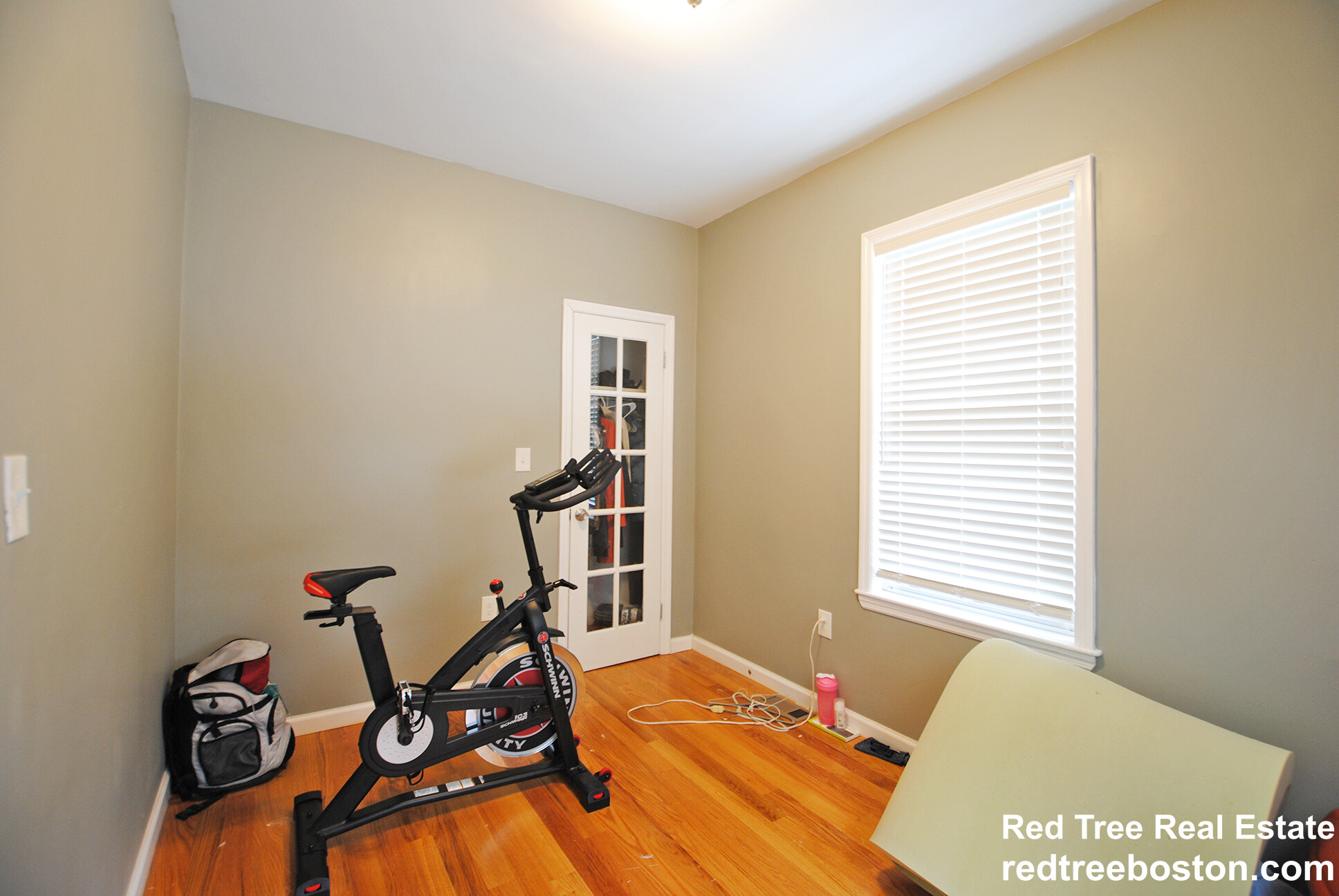 3 split bed, 2 bath apartment for rent at 294 Brookline St Unit Ma, Central Square — photo 18 of 23