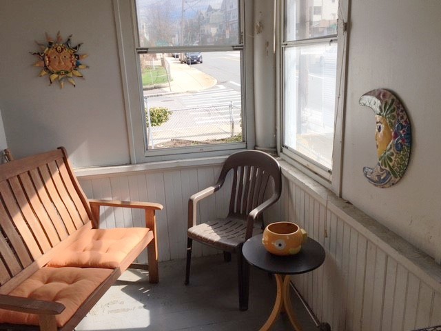 2 bed, 1 bath apartment for rent at 604 Main St Unit 2, Medford — photo 12 of 14