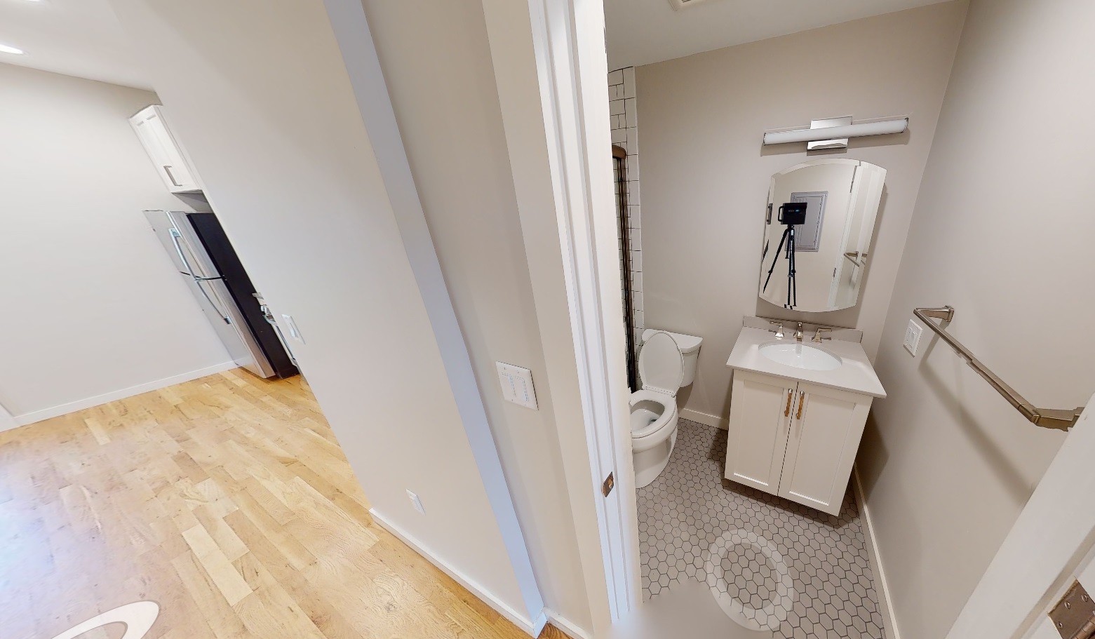 2 bed, 1 bath apartment for rent at 423 Franklin St Unit 2T, Riverside — photo 9 of 10