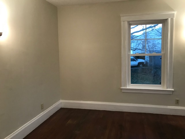 3 bed, 1 bath apartment for rent at 130 Highland Ave Unit 2, Salem — photo 10 of 17