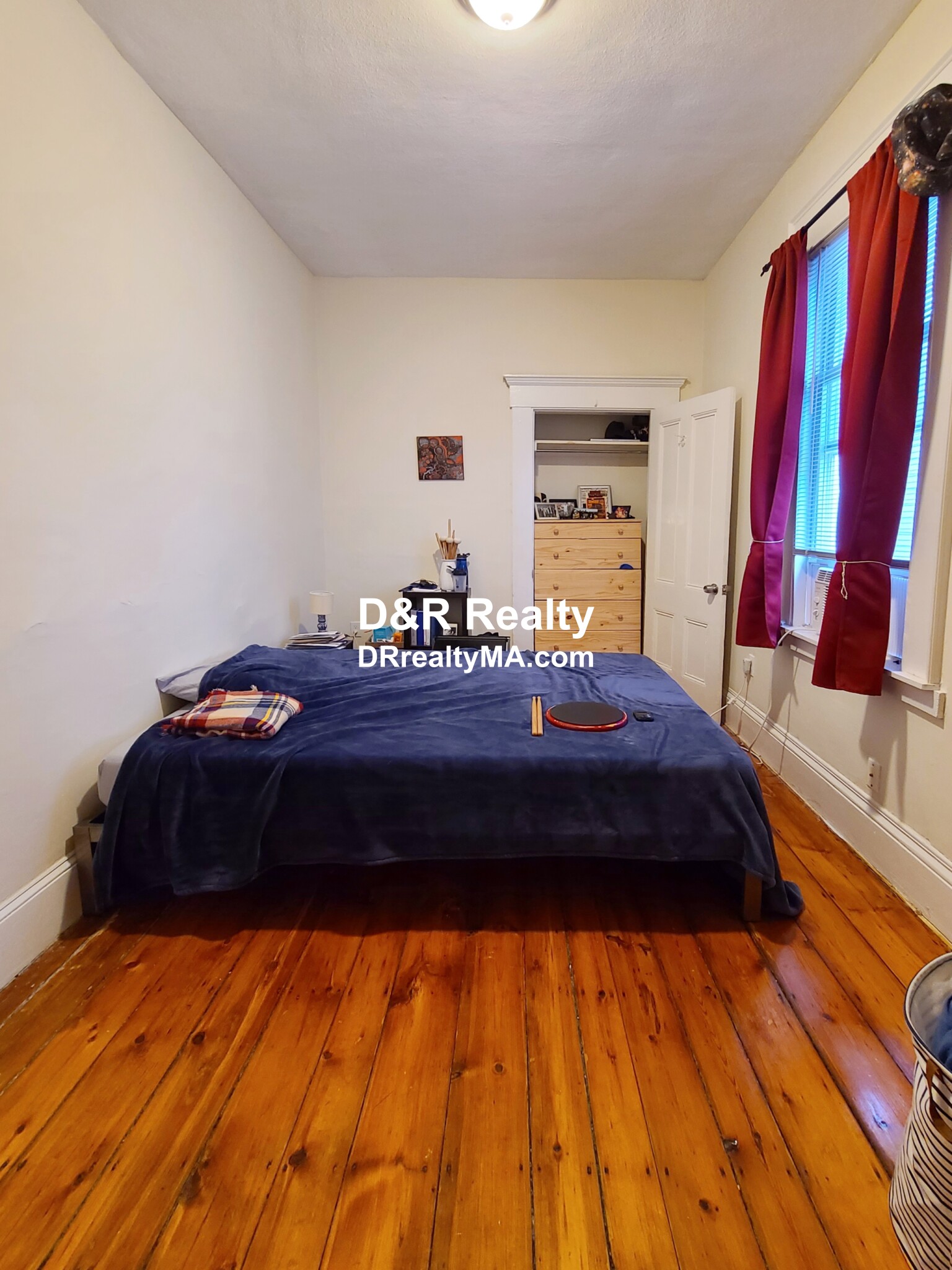 2 bed, 1 bath apartment for rent at 20 Suffolk St Unit 1, Central Square — photo 11 of 15