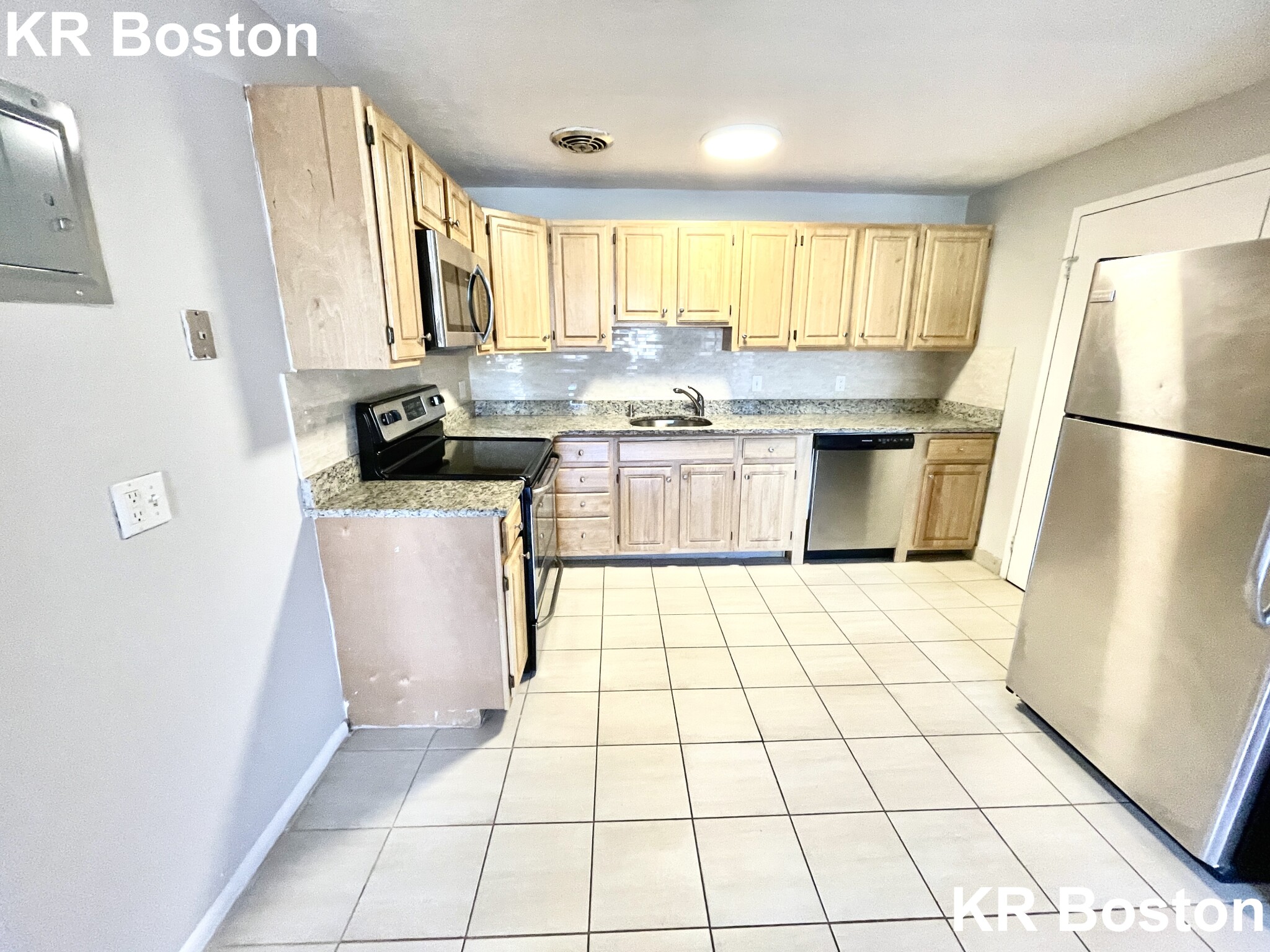 2 bed, 1 bath apartment for rent at 110 Babcock St Unit 42, Coolidge Corner — photo 2 of 3